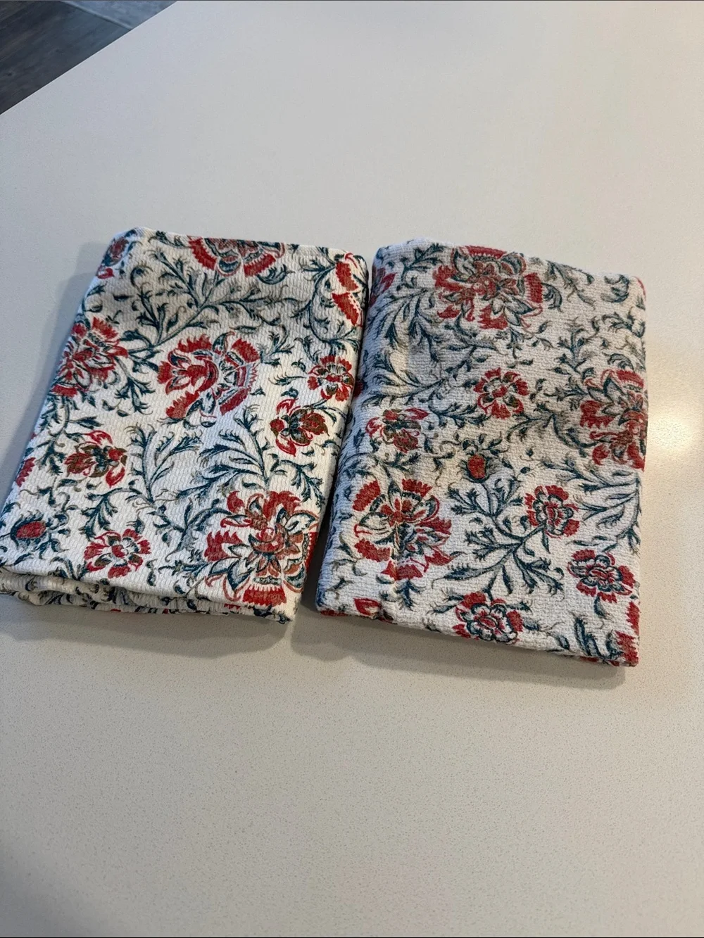 Ralph Lauren Floral Red & Green Cotton Hand Towels - Home Bedding